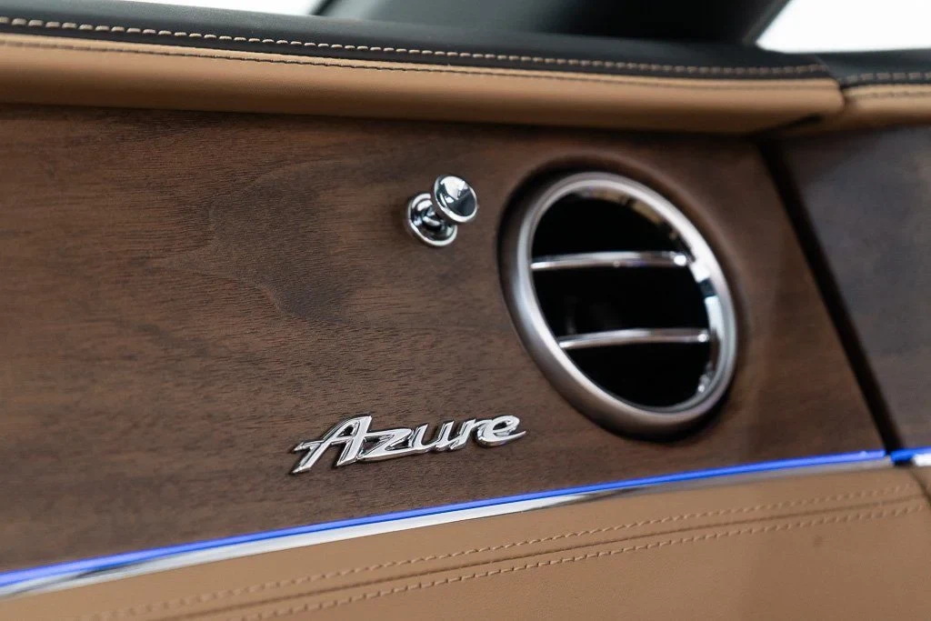 2026 Bentley Continental GTC Azure interior, door sill, Camel / Beluga