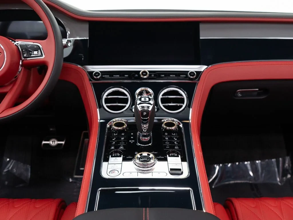 2026 Bentley Continental GTC Azure interior, Hotspur / Beluga