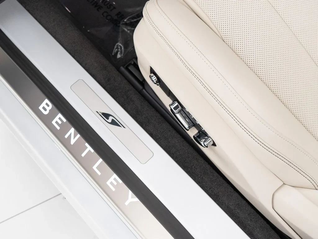 2026 Bentley Continental GTC S interior, door sill, Linen / Beluga