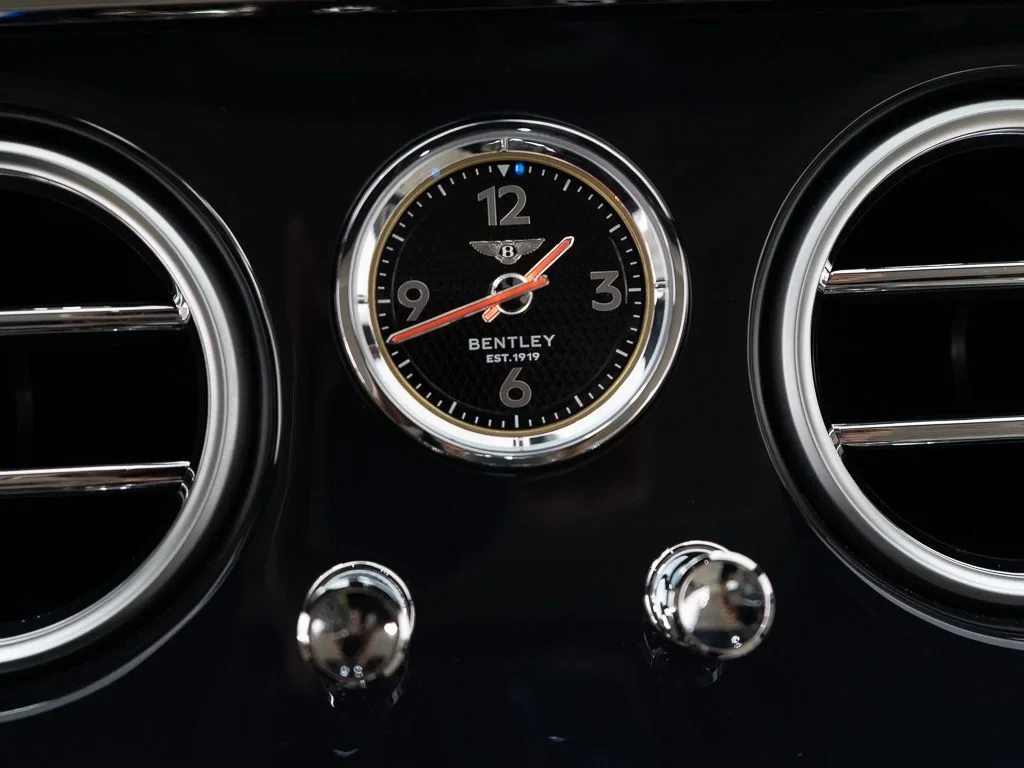 2026 Bentley Continental GTC S interior, Linen / Beluga