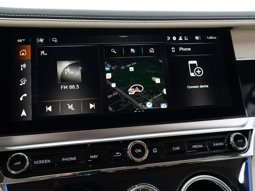 2026 Bentley Continental GTC S interior, Linen / Beluga