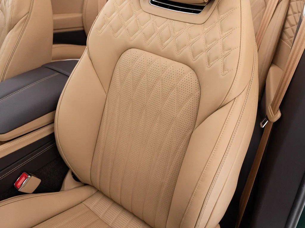 2026 Bentley Continental GTC Azure interior, seats, Camel / Burnt Oak