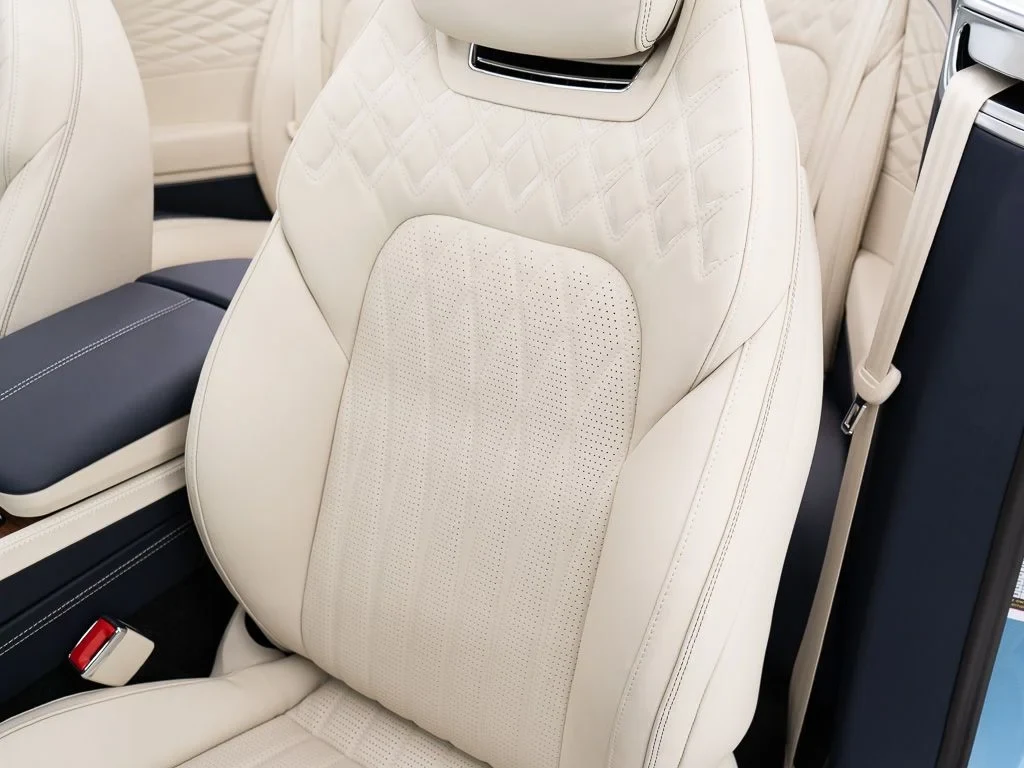 2026 Bentley Continental GTC Azure interior, seats, Linen / Imperial Blue