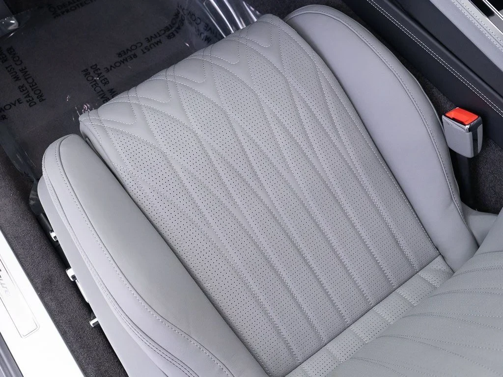 2026 Bentley Continental GTC Azure interior, seats, Gravity Grey/Beluga