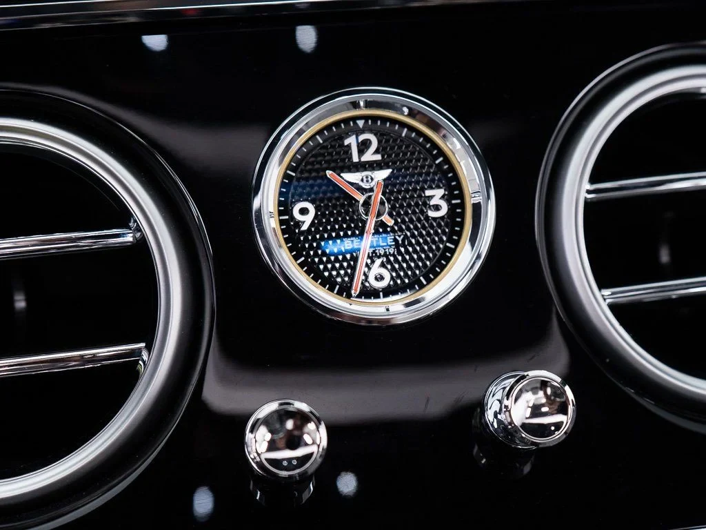 2026 Bentley Continental GTC Azure interior, Gravity Grey/Beluga