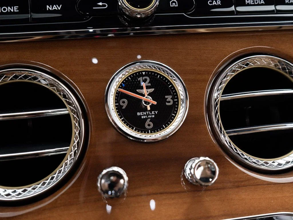 2026 Bentley Continental GTC interior, Camel / Imperial Blue
