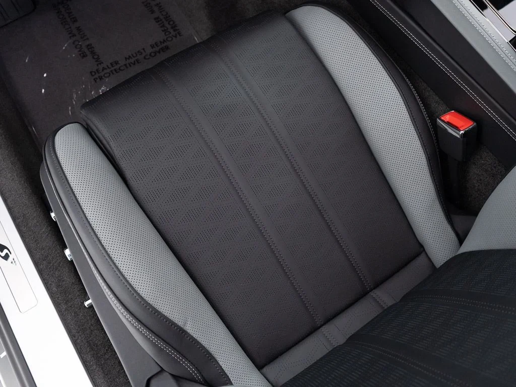 2026 Bentley Continental GTC S interior, seats, Beluga / Gravity Grey