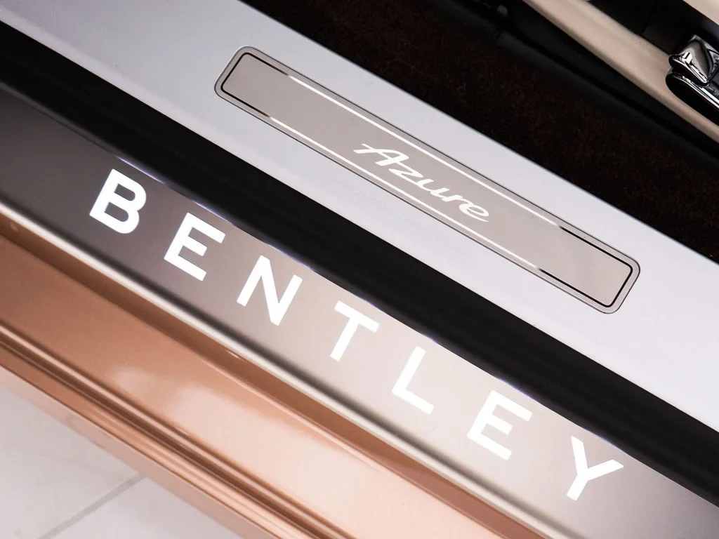 2026 Bentley Continental GTC Azure, detail