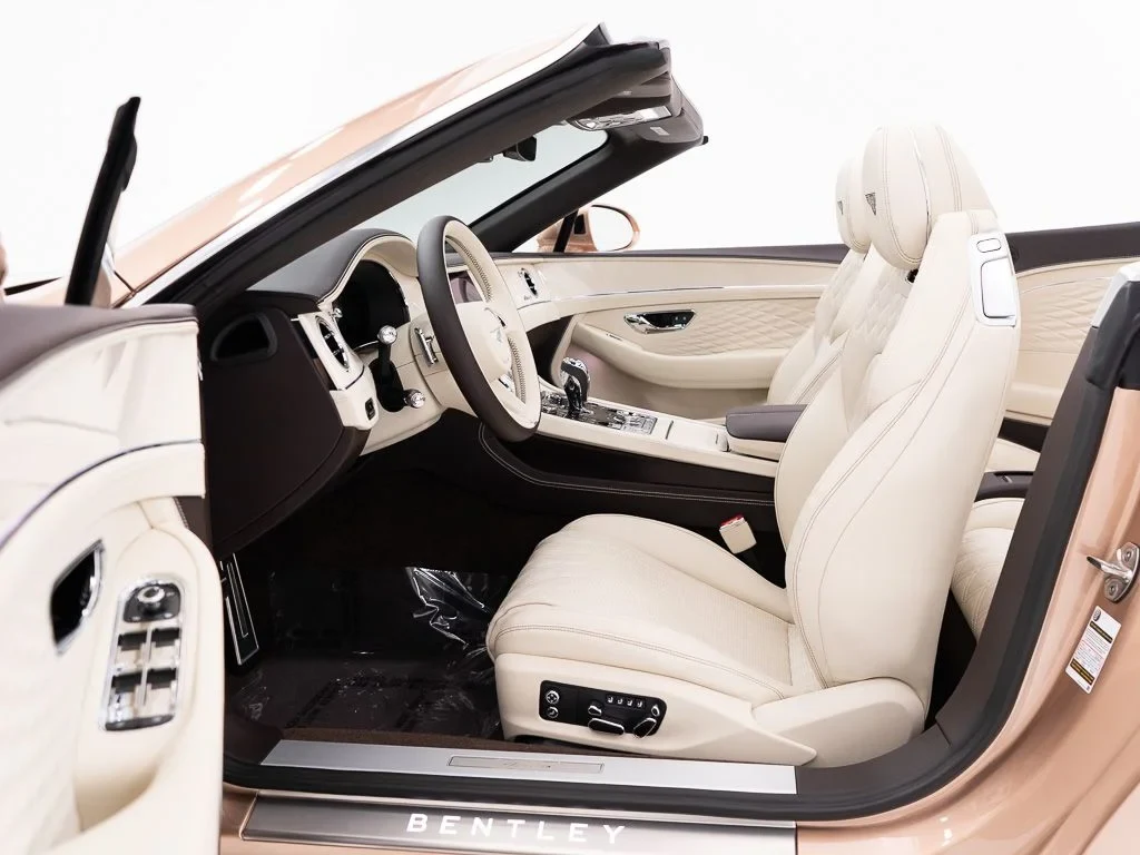 2026 Bentley Continental GTC Azure interior, Linen / Burnt Oak