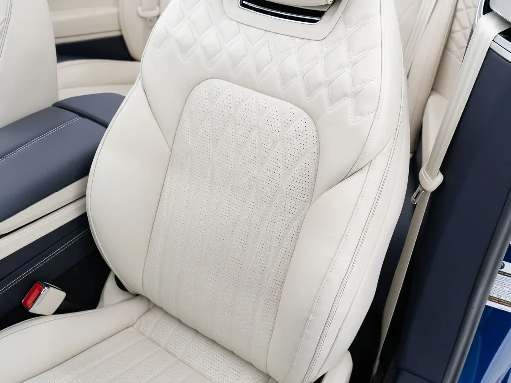 2026 Bentley Continental GTC Azure interior, seats, Linen / Imperial Blue