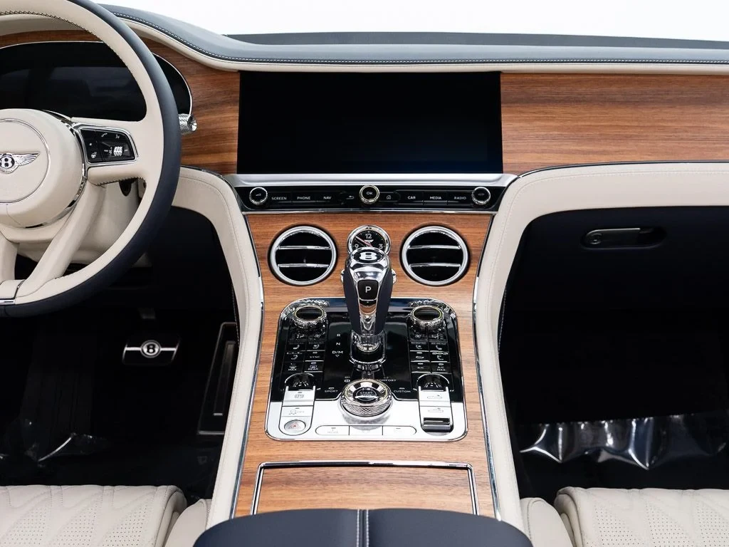 2026 Bentley Continental GTC Azure interior, Linen / Imperial Blue