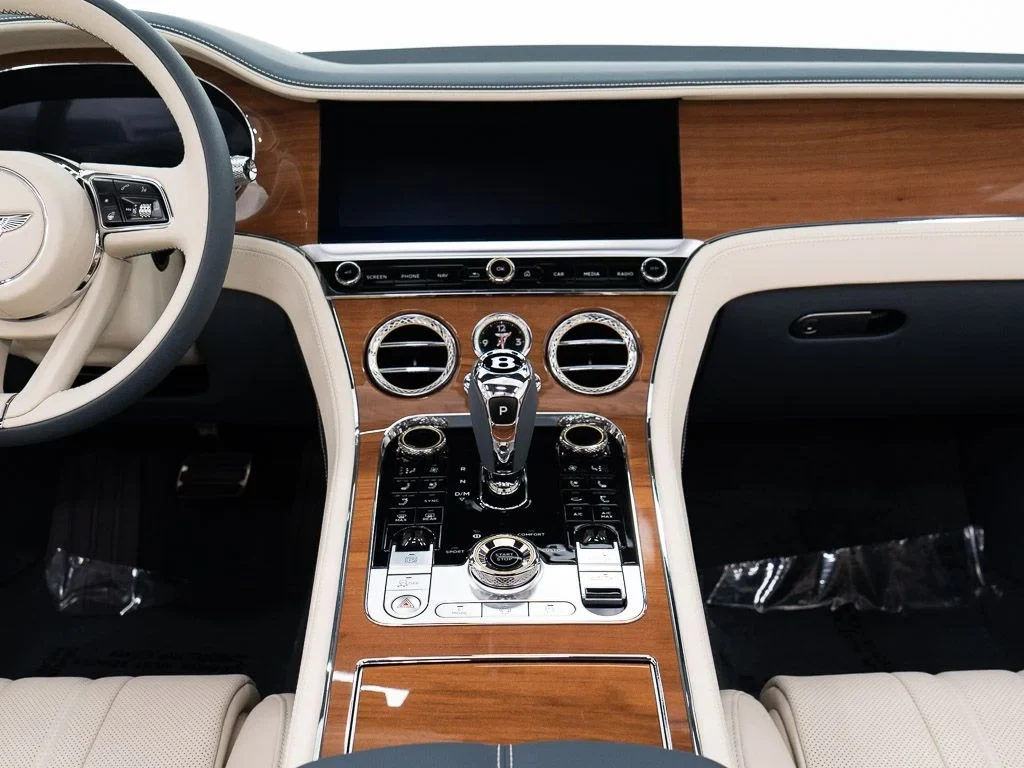 2026 Bentley Continental GTC interior, dashboard, Linen / Brunel