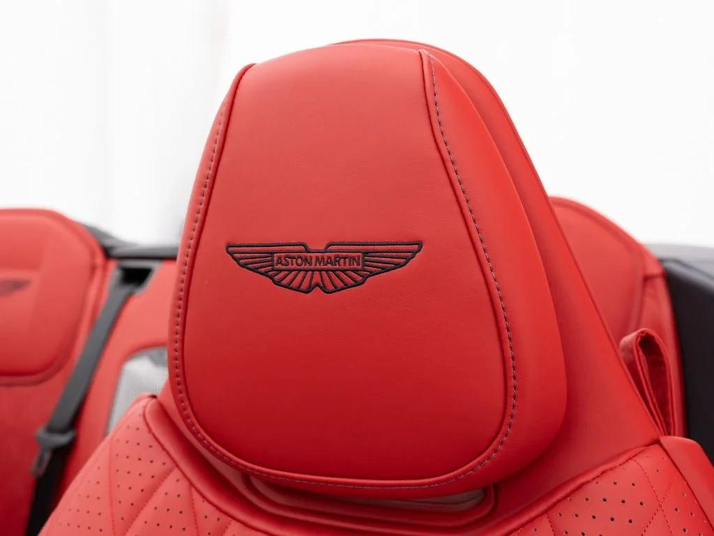 2026 Aston Martin DB12 Volante interior, Onyx Black / Spicy Red