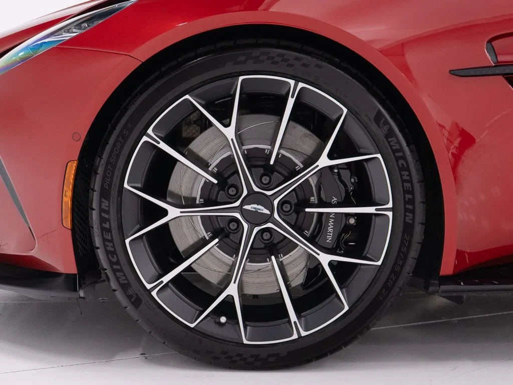 2026 Aston Martin Vantage S wheel
