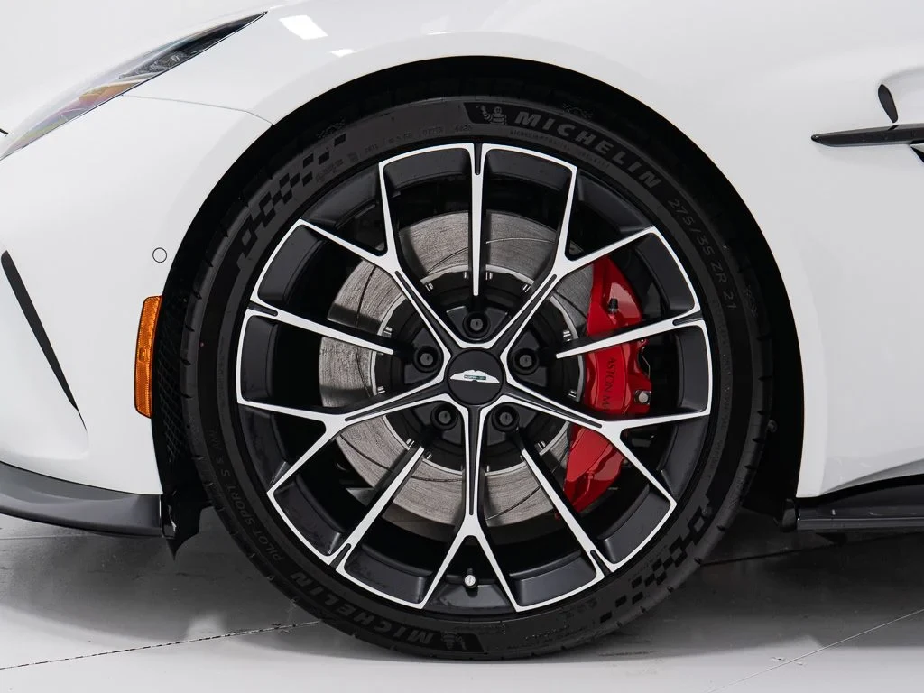 2026 Aston Martin Vantage S Roadster wheel
