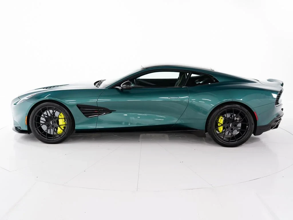 2026 Aston Martin Vanquish, side profile, Aston Martin Racing Green