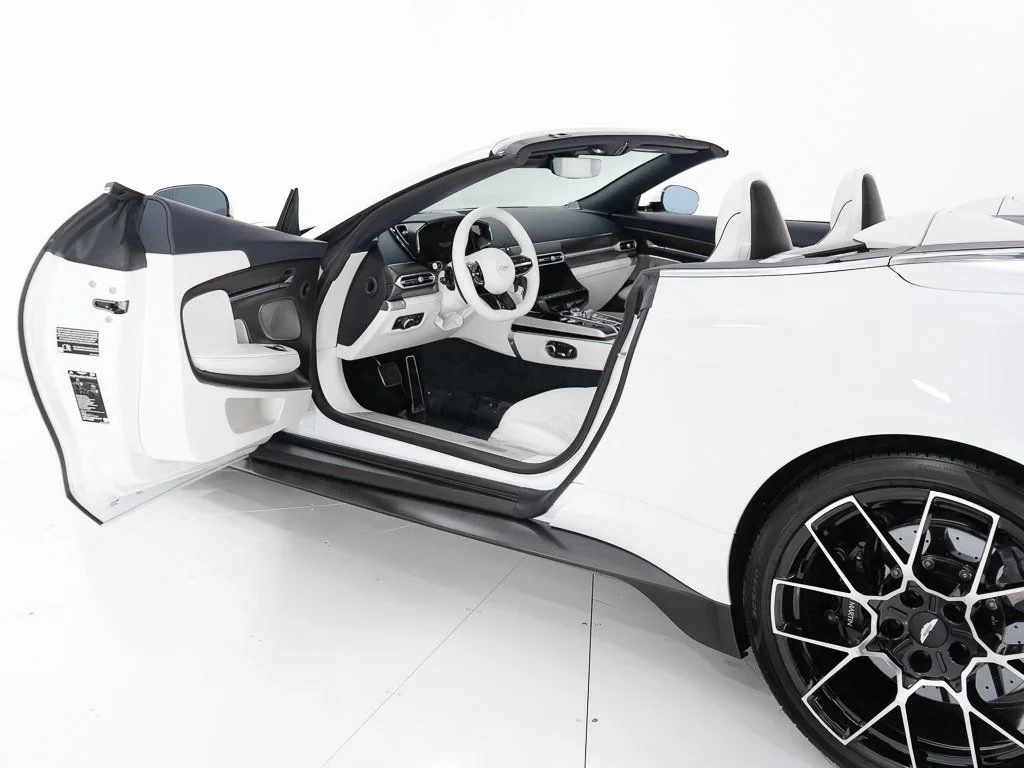 2026 Aston Martin Vanquish Volante for sale, exterior, Zenith White