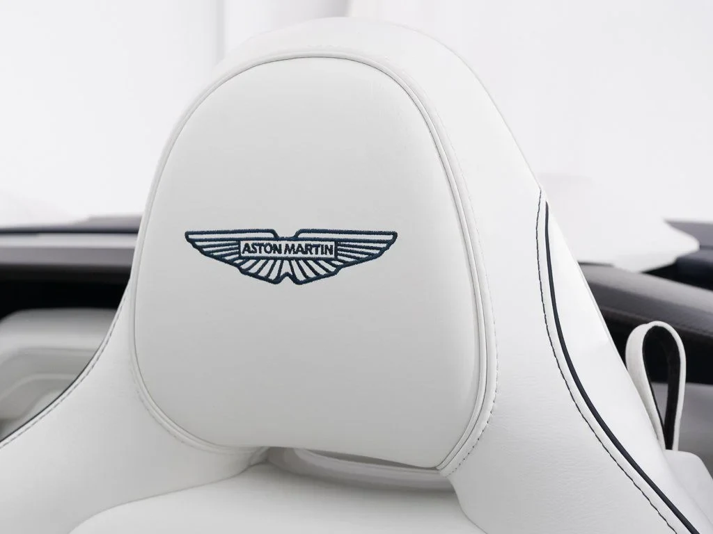 2026 Aston Martin Vanquish Volante interior, Dark Knight / Q Glacier White