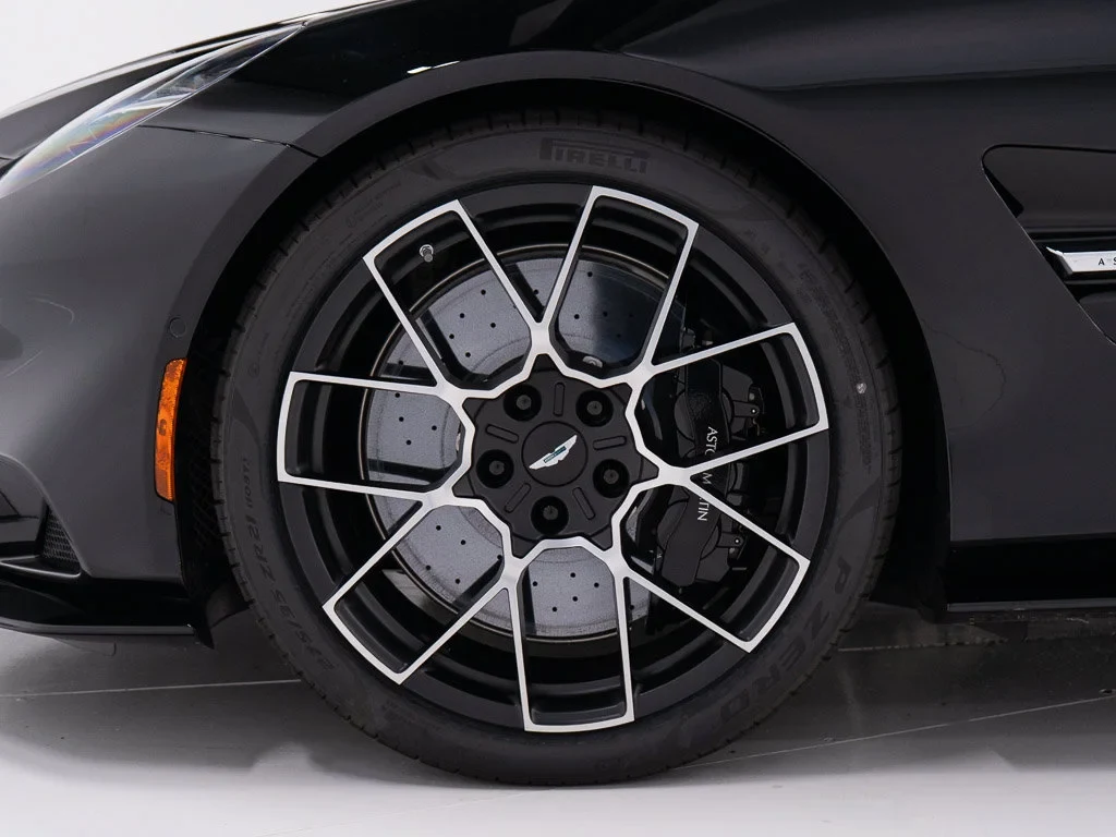 2026 Aston Martin Vanquish Volante wheel