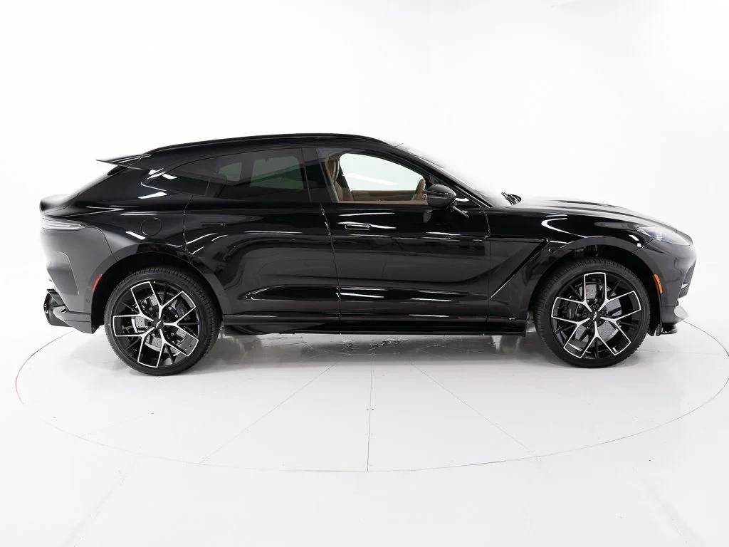 2026 Aston Martin DBX 707, side profile, Onyx Black