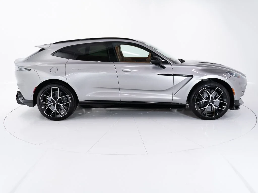 2026 Aston Martin DBX 707 for sale, exterior, Aluminite Silver