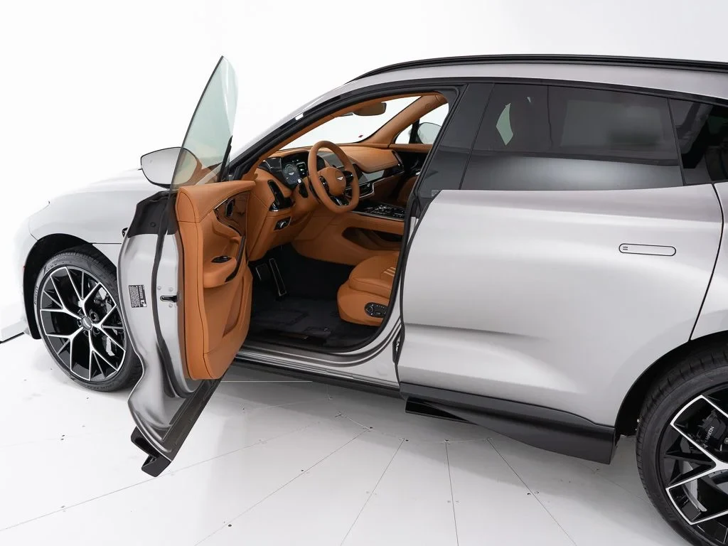 2026 Aston Martin DBX 707 for sale, exterior, Aluminite Silver