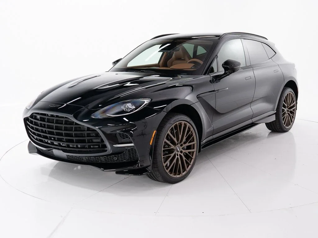 2026 Aston Martin DBX 707, Q Oberon Black