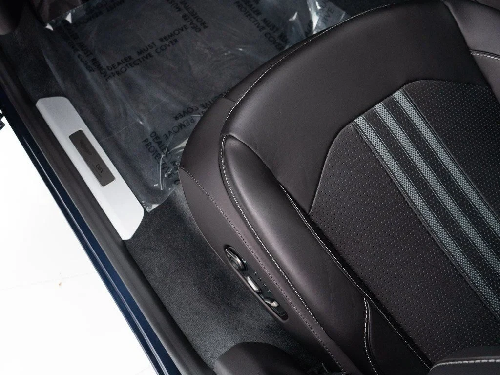 2026 Aston Martin DBX 707 interior, Metallic Black