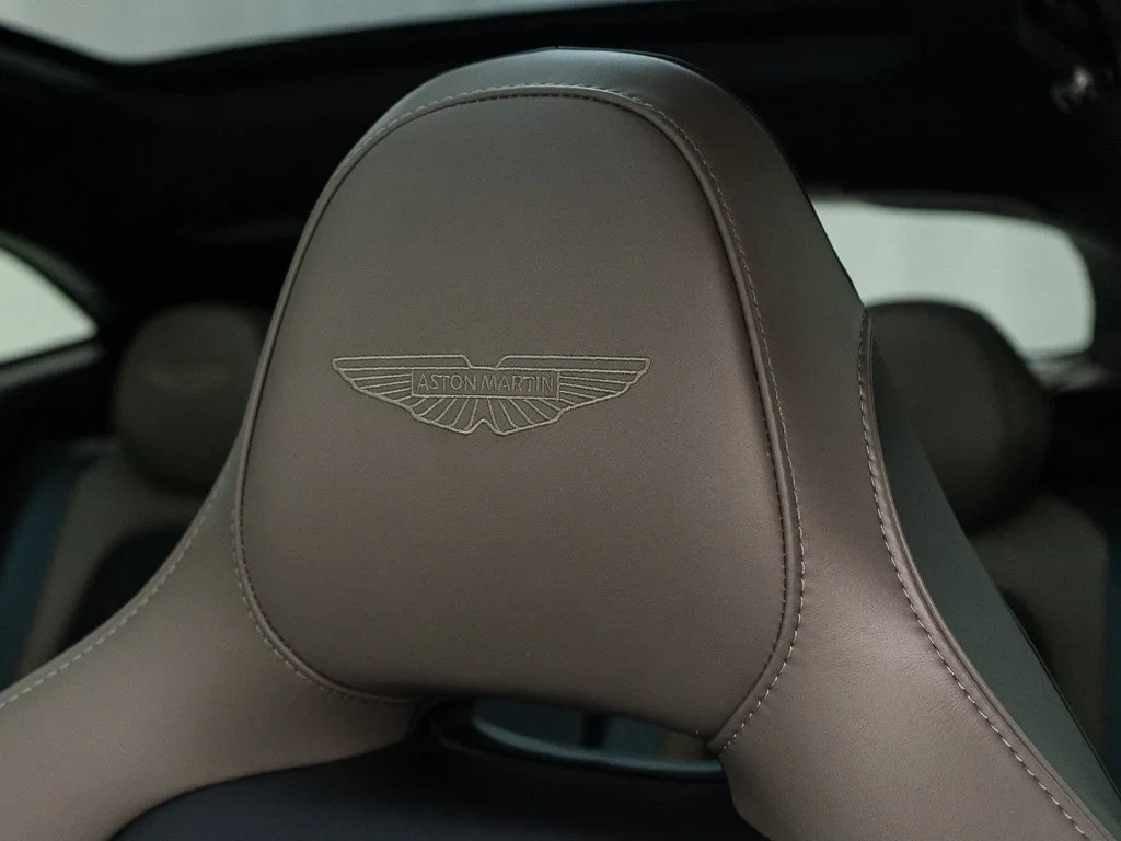 2026 Aston Martin DBX S interior, Onyx Black / Arden Green Metallic