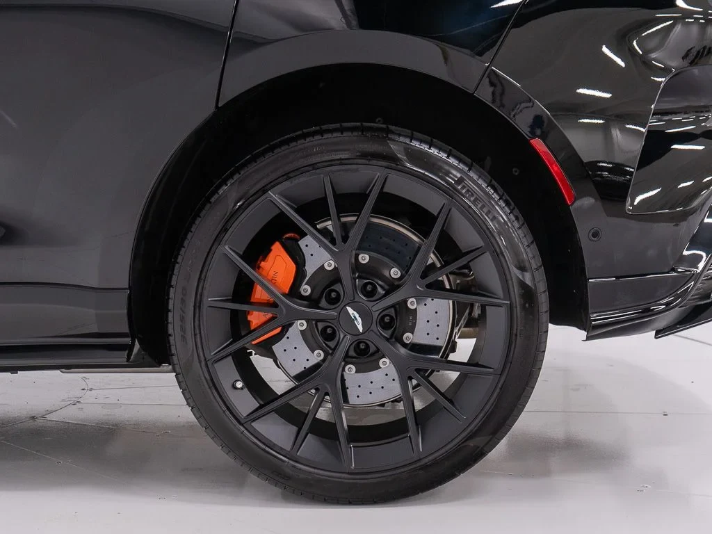 2026 Aston Martin DBX S wheel