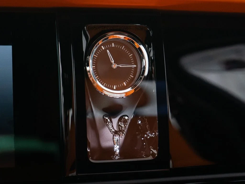2027 Rolls-Royce Ghost interior, Mandarin / Black