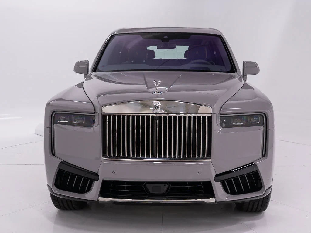 2027 Rolls-Royce Cullinan for sale, exterior, Tempest Grey