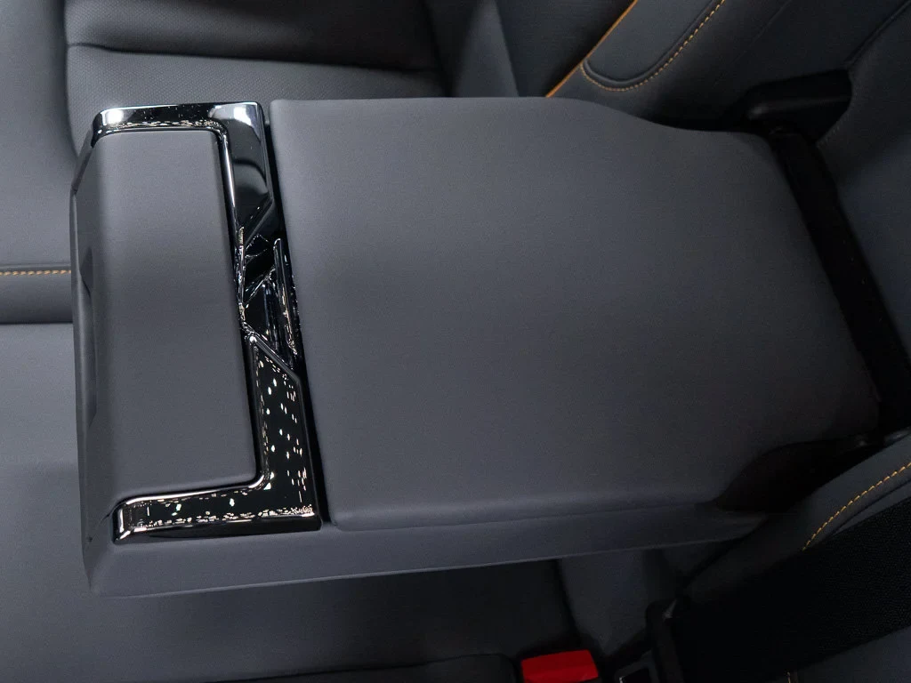 2027 Rolls-Royce Cullinan interior, door panel, Scivaro Grey w/Stitching in Forge Yellow