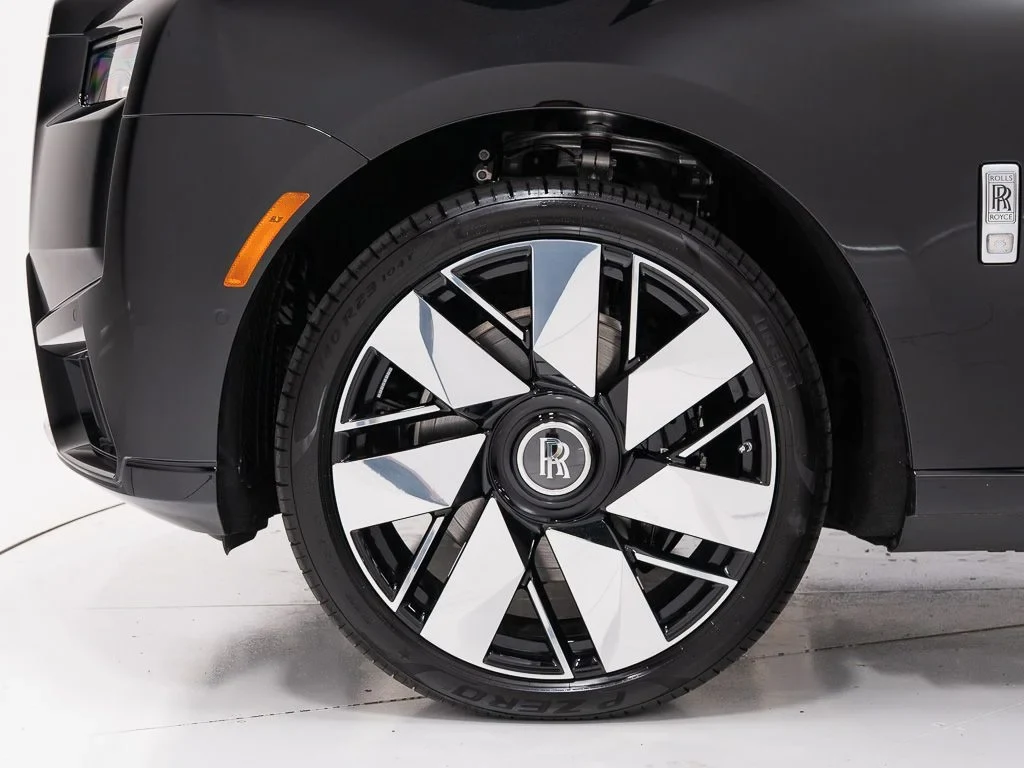 2027 Rolls-Royce Cullinan for sale, exterior, Black Diamond