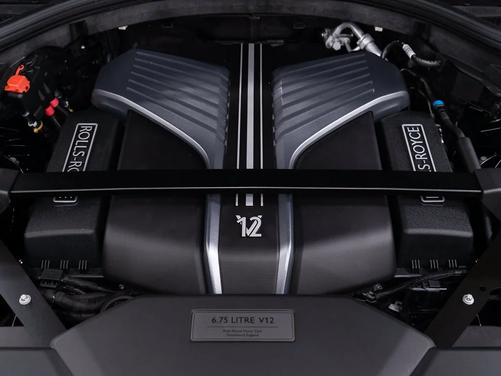 2027 Rolls-Royce Cullinan Black Badge engine