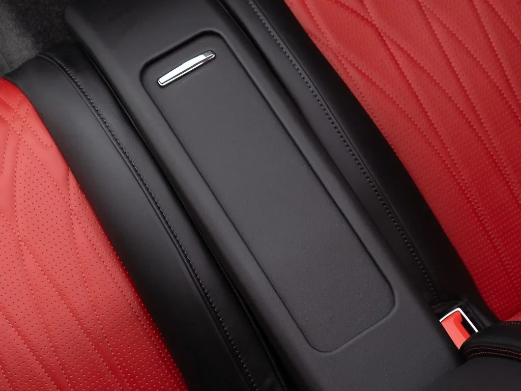 2026 Bentley Continental GTC Azure interior, Hotspur / Beluga