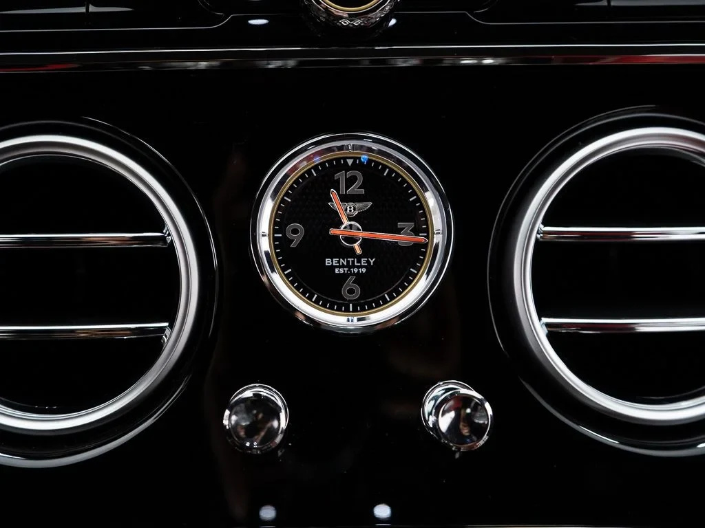 2026 Bentley Continental GTC Azure interior, Hotspur / Beluga
