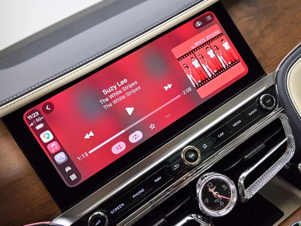 2026 Bentley Flying Spur Azure interior, Linen and Imperial Blue