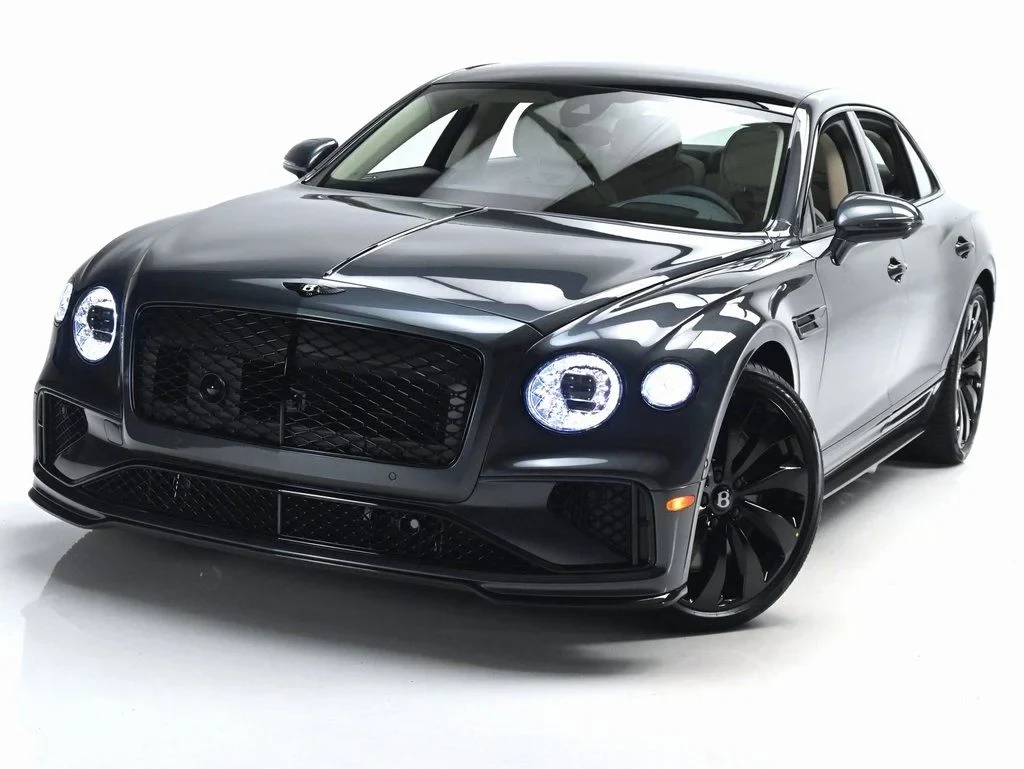 2026 Bentley Flying Spur V8, Thunder