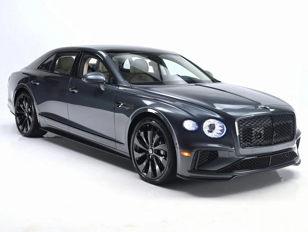 2026 Bentley Flying Spur V8 for sale, front three-quarter view, Thunder