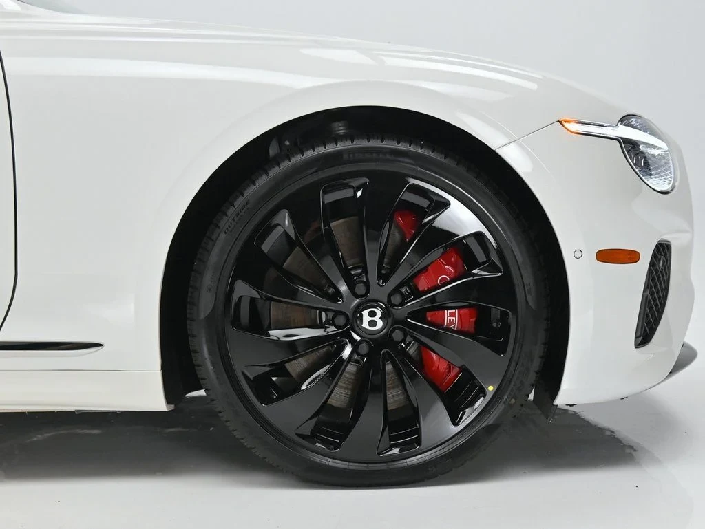 2026 Bentley Continental GT V8 wheel