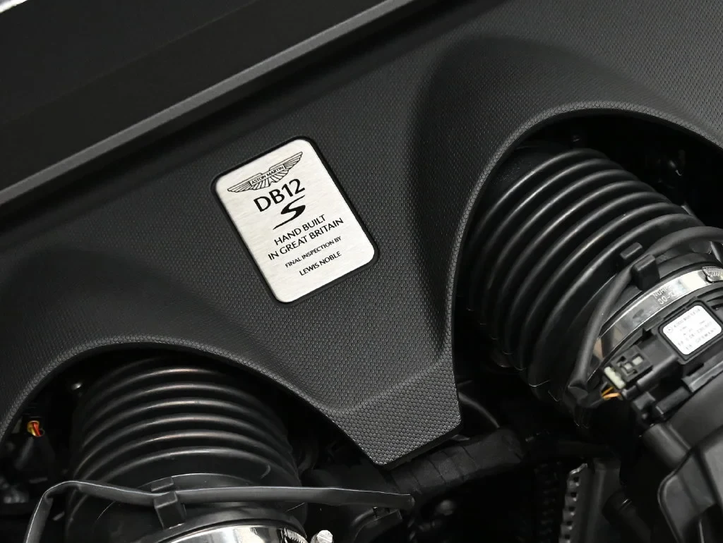 2026 Aston Martin DB12 S Volante, detail