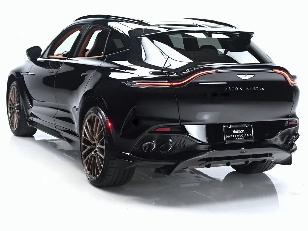 2026 Aston Martin DBX 707, rear three-quarter view, Oberon Black