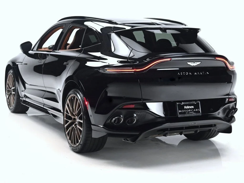 2026 Aston Martin DBX 707, rear three-quarter view, Oberon Black