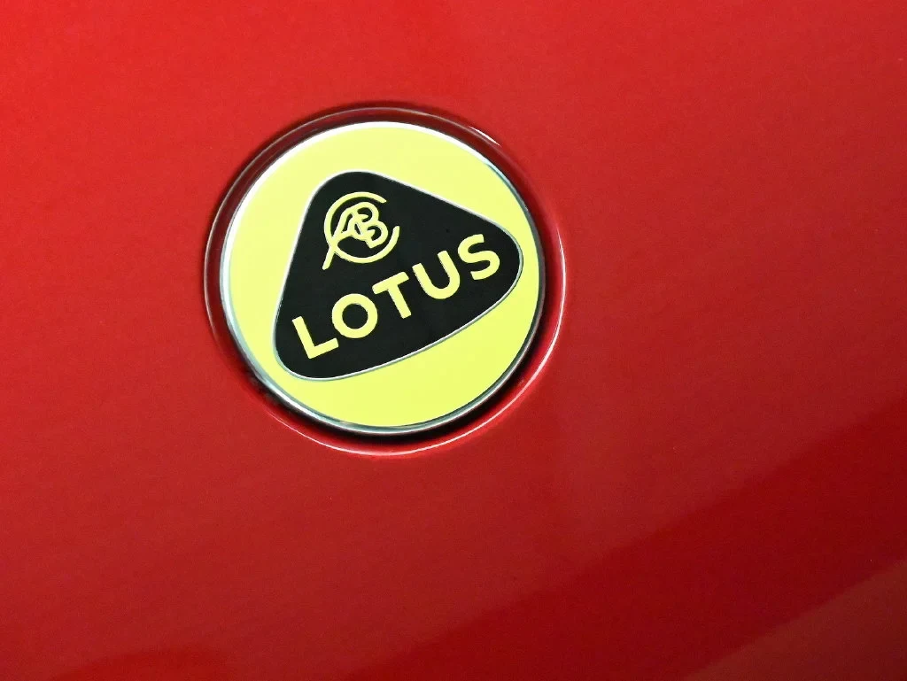 2027 Lotus Emira Turbo SE, detail