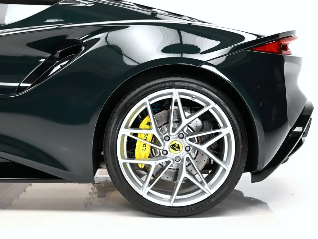 2026 Lotus Emira Turbo SE wheel