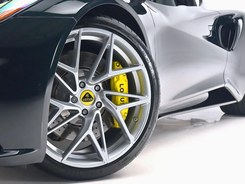 2026 Lotus Emira Turbo SE wheel