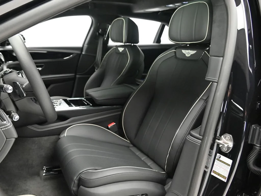 2026 Bentley Flying Spur V8 interior, seats, Beluga with Linen Accents