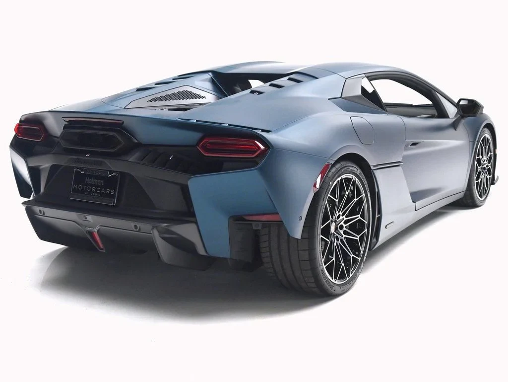 2026 Lamborghini Temerario, rear three-quarter view, Blu Marinus Matt