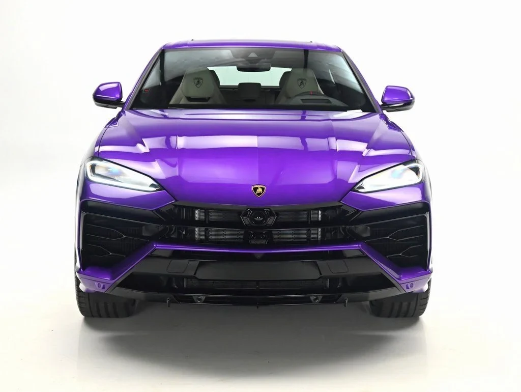 2025 Lamborghini Urus SE for sale, front three-quarter view, Viola Pasifae Metallic